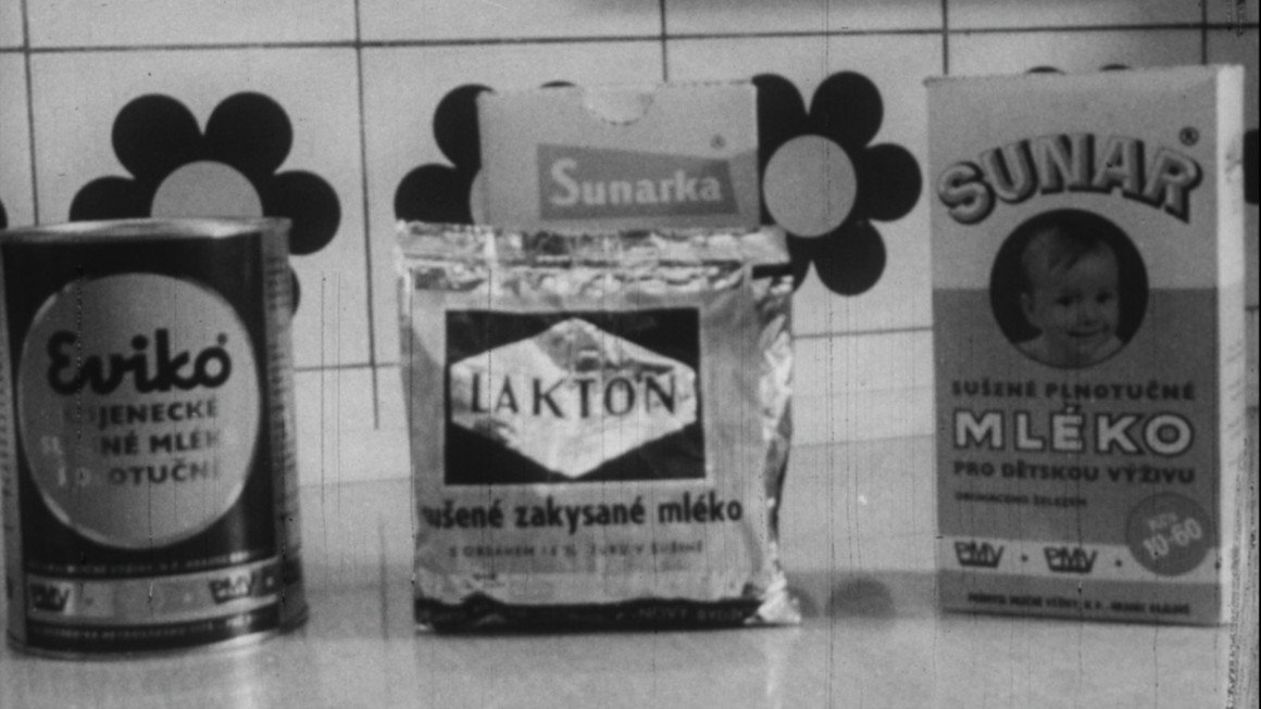 From the film <b><i>Talks About Infants II. Substitutes for Natural Nutrition</i></b>  (r. Radúz Činčera). Source MFDF Ji.hlava